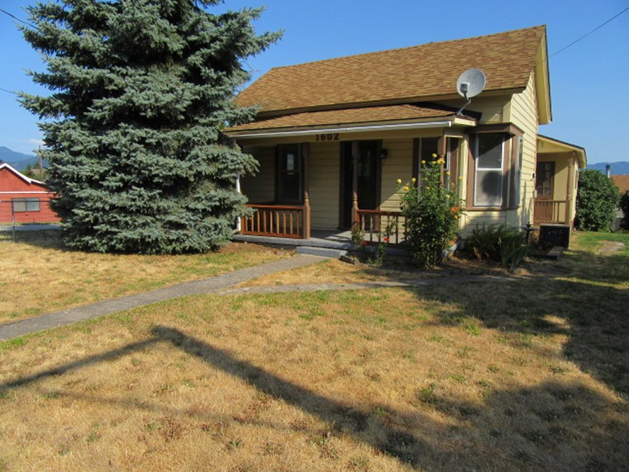 Taylor ave exterior