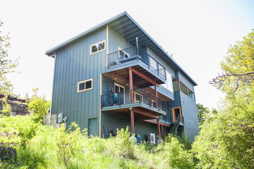 2 guests • 1 bedroom • 1 bath
$1,800 - $2,200 Monthly