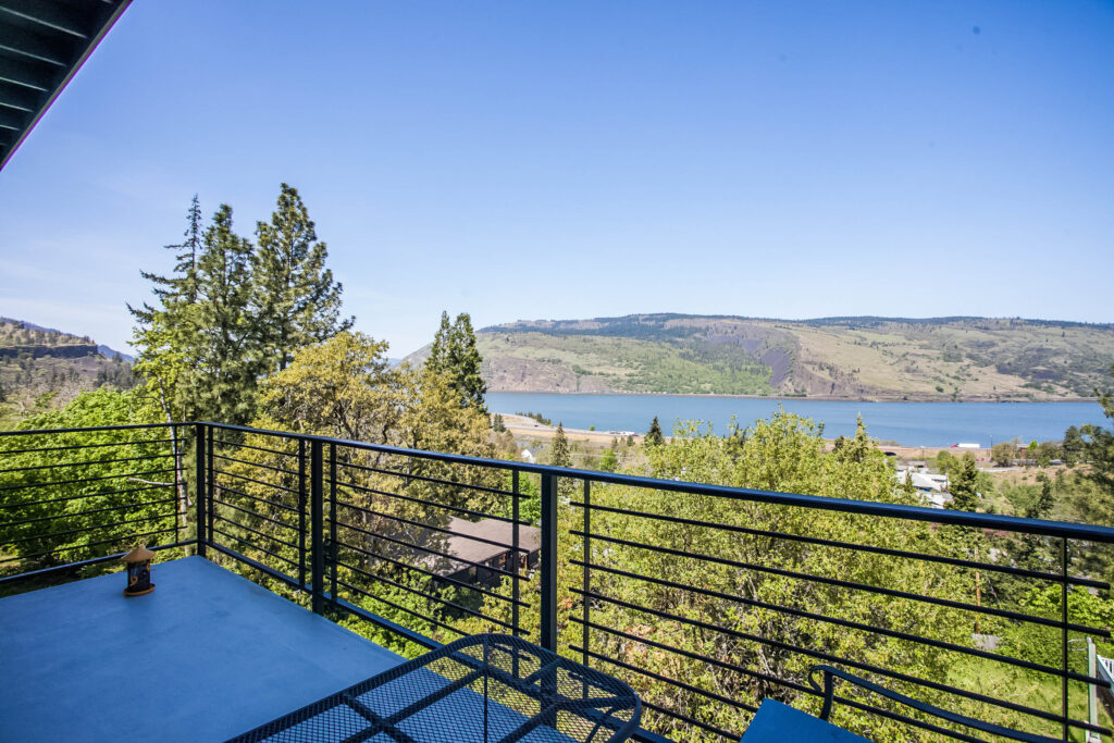 4guests • 2 bedroom • 2 bath
$2,000 - $3,250 Monthly