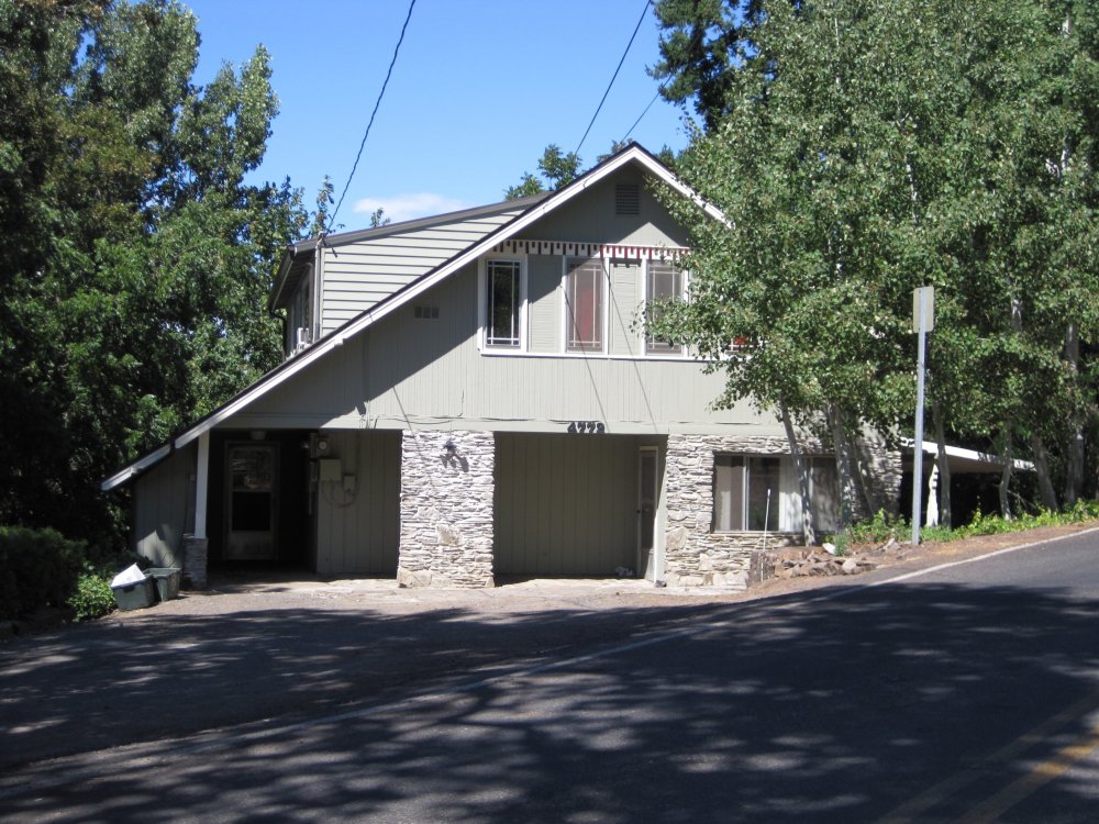 Apartment • 2 Bedrooms • 1 Bathrooms 
$1,150 per month